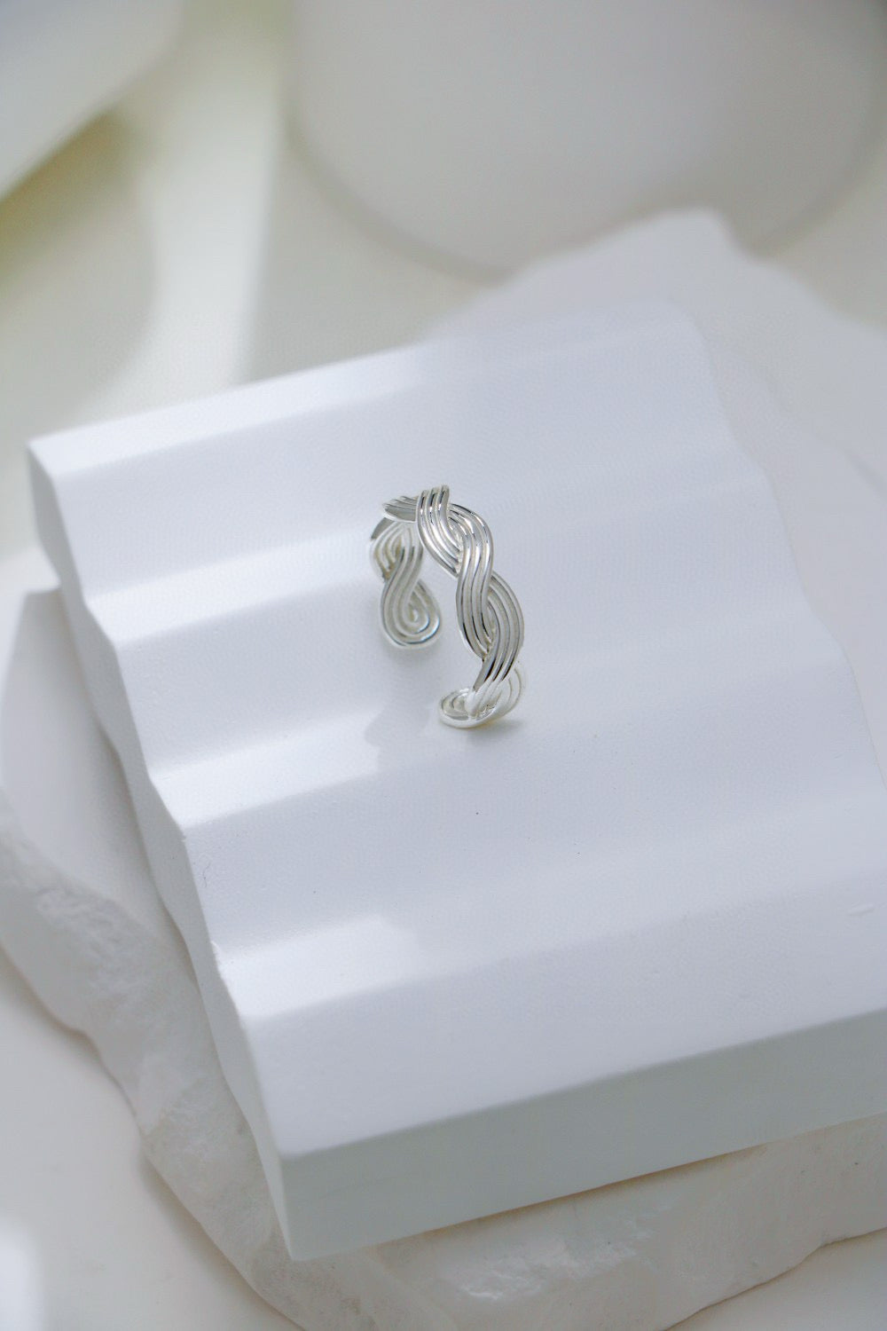 Elegant S925 Sterling Silver Braided Stripe Ring